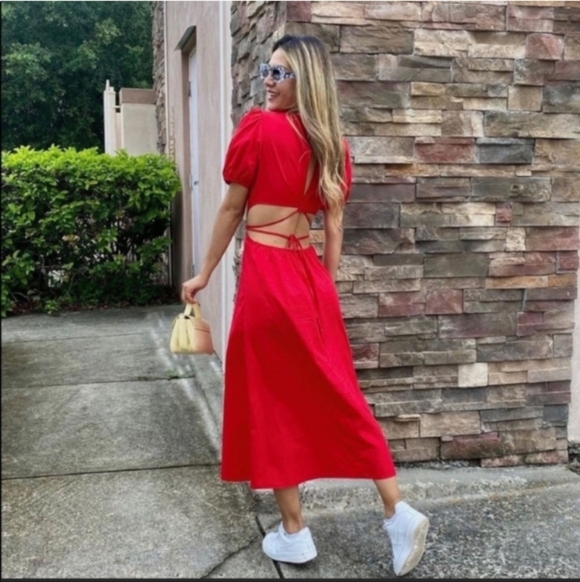 Zara Dresses & Skirts - Zara Bloggers Favorite Red Midi  Dress